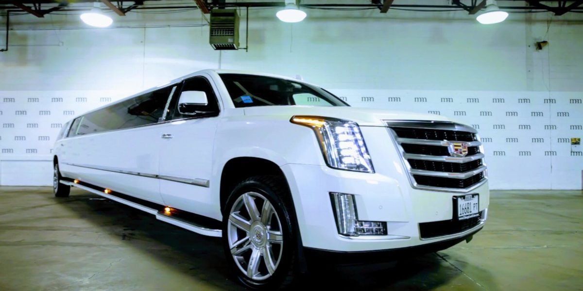 Stretch SUV Limo
